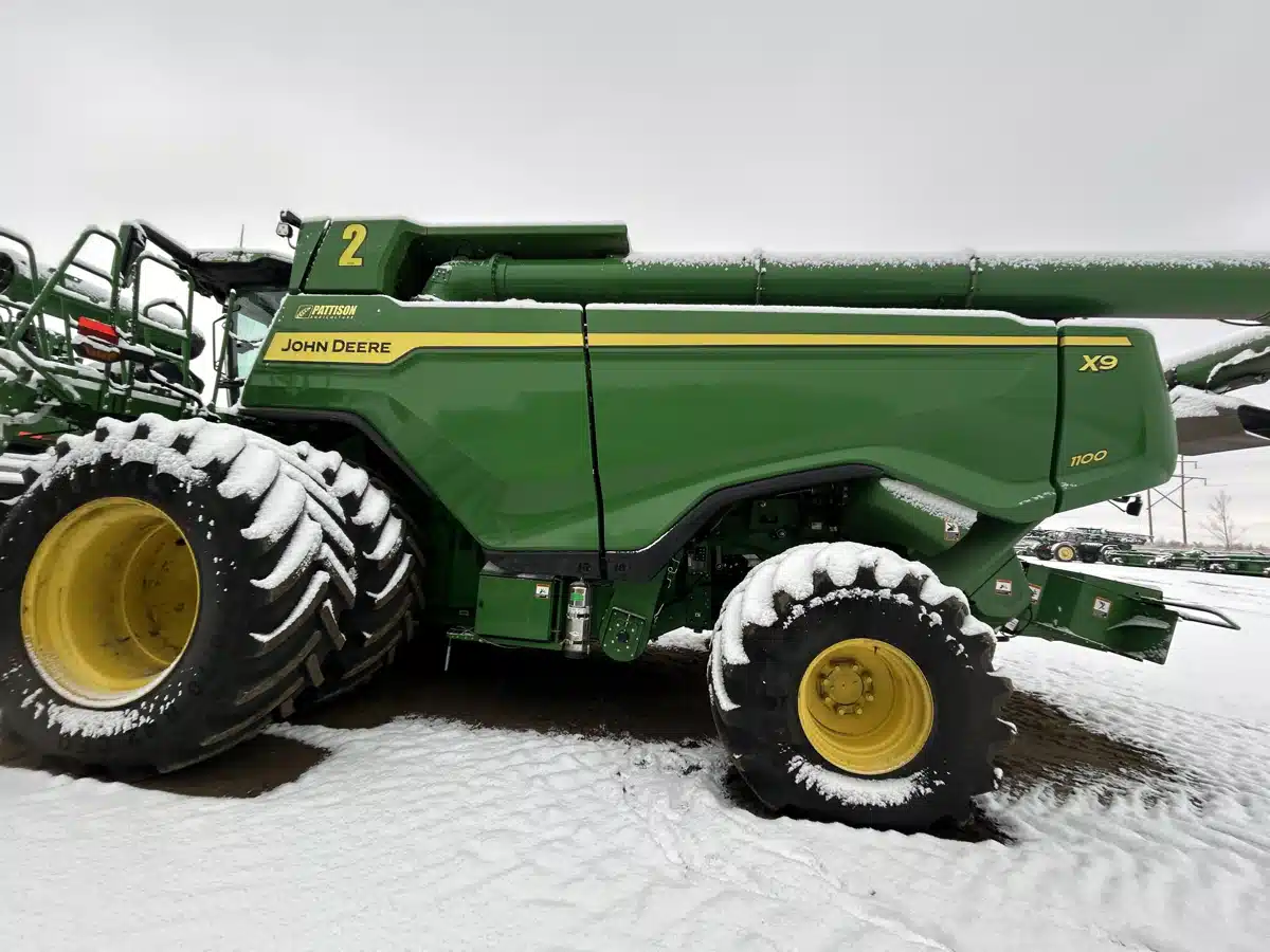 Photo de la Galerie 2 pour 2024 John Deere X9 1100 Batteuse