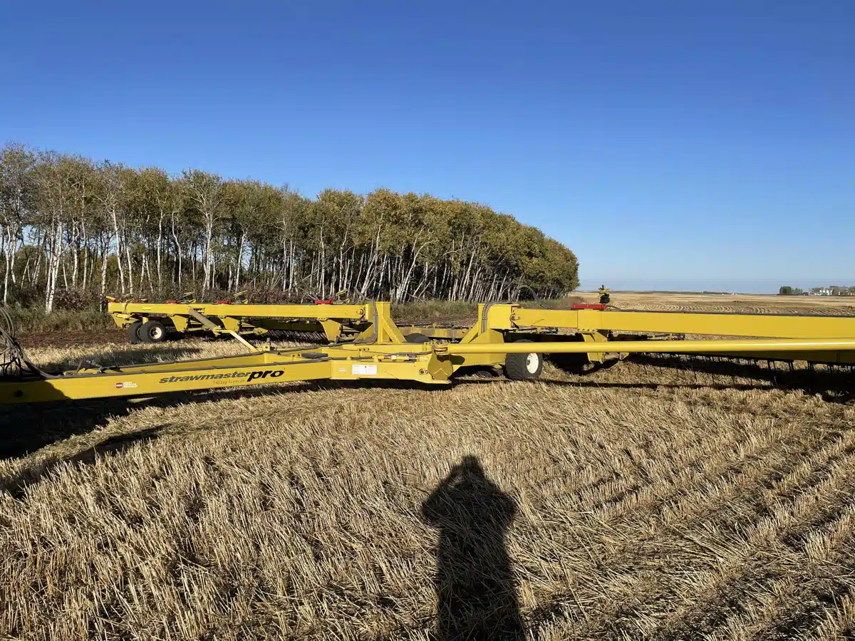 Gallery image 1 for 2016 Degelman Strawmaster Pro Harrow