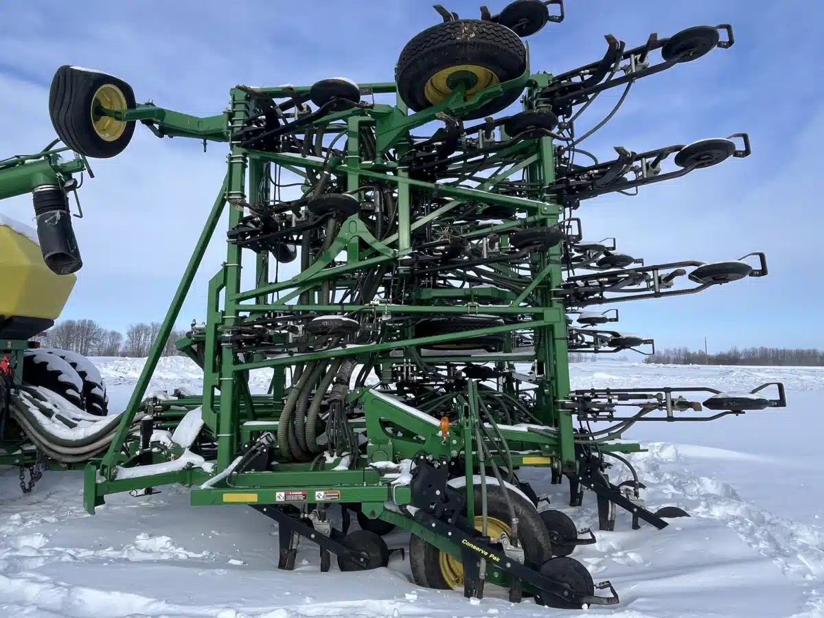 Gallery image 2 for 2013 John Deere 1870 Air Drill