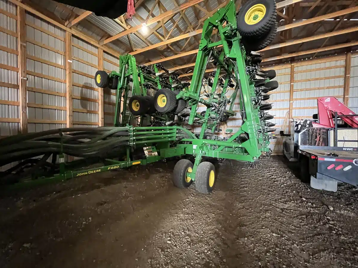 Gallery image 2 for 2023 John Deere P680 Air Drill