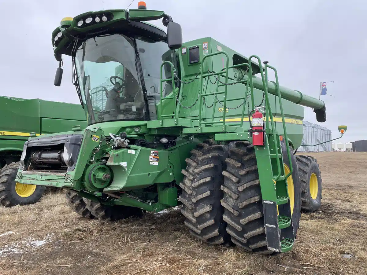 Photo de la Galerie 1 pour 2019 John Deere S790 Batteuse