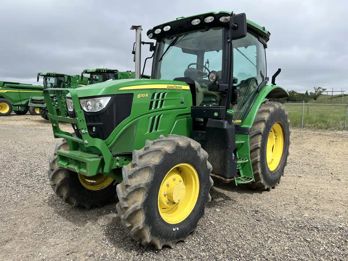 Gallery image 1 for 2018 John Deere 6110R Tractor