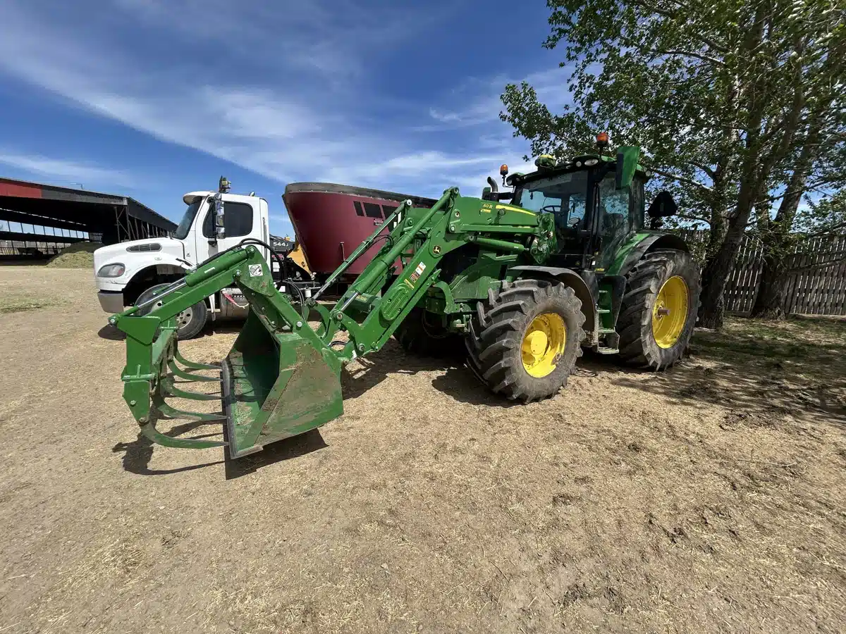 Photo de la Galerie 1 pour 2025 John Deere 6R 195 Tracteur