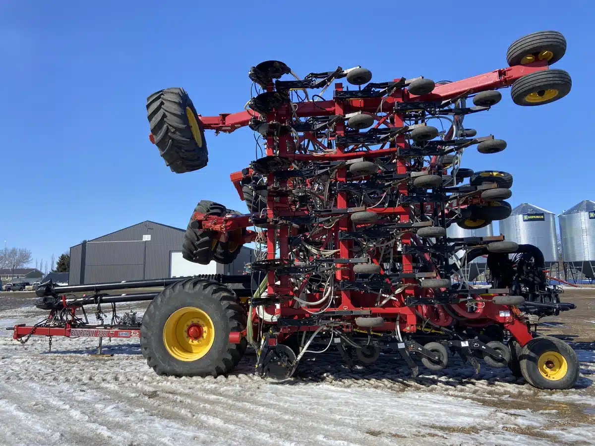 Gallery image 2 for 2016 Bourgault 3320-SIZE-UNSPECIFIED Air Drill