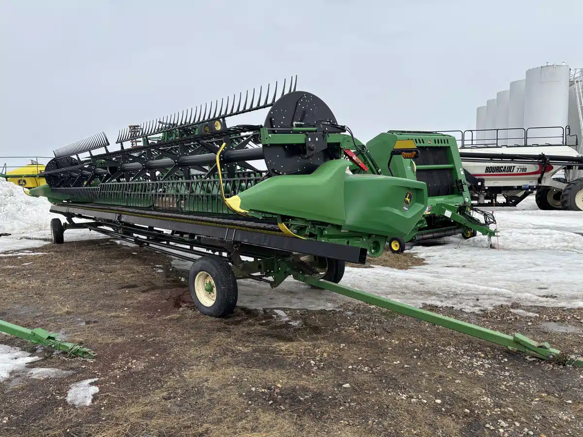 Gallery image 1 for 2024 John Deere RD40F Header - Flex Draper