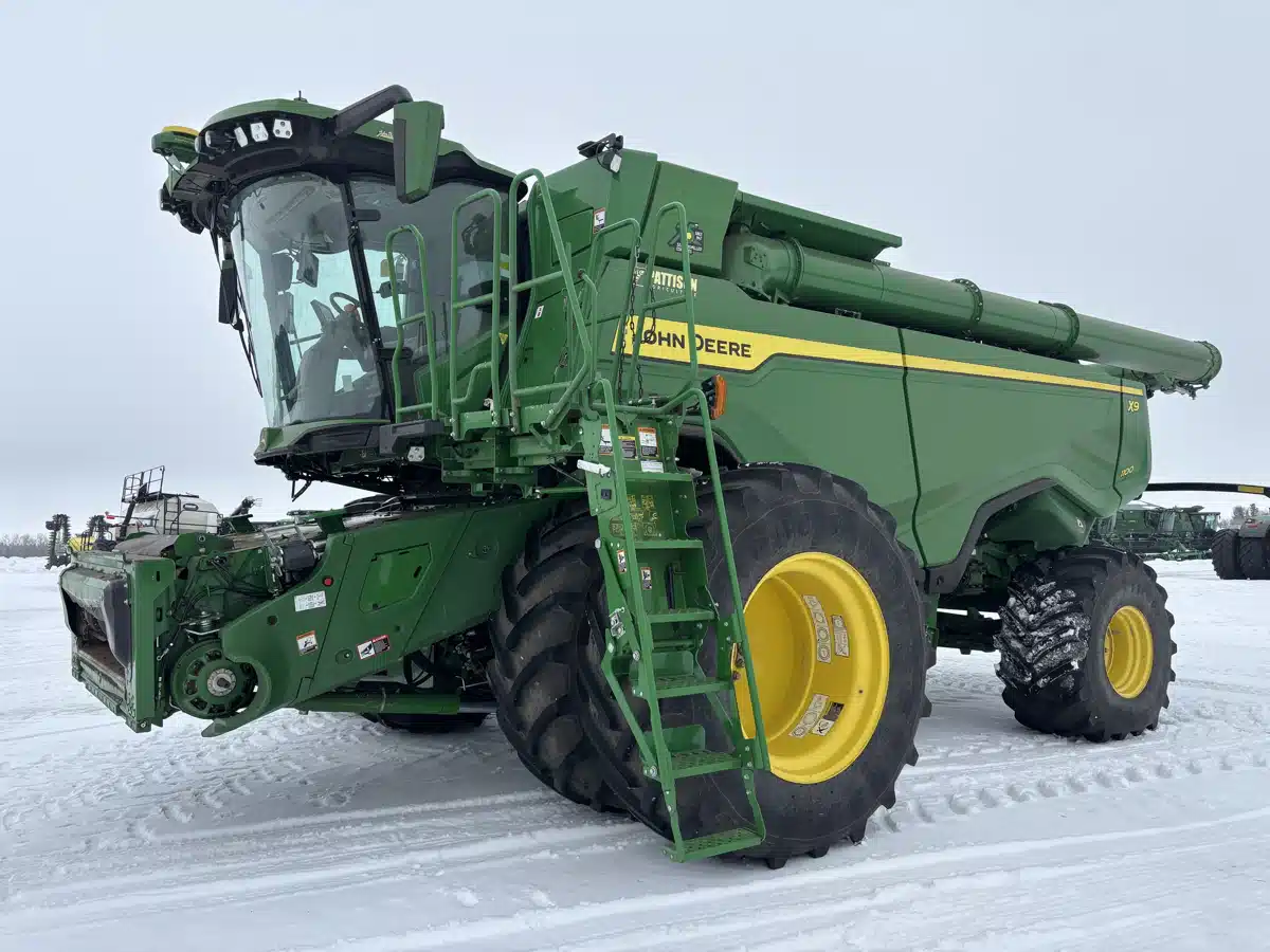 Gallery image 1 for 2022 John Deere X9 1100 Combine
