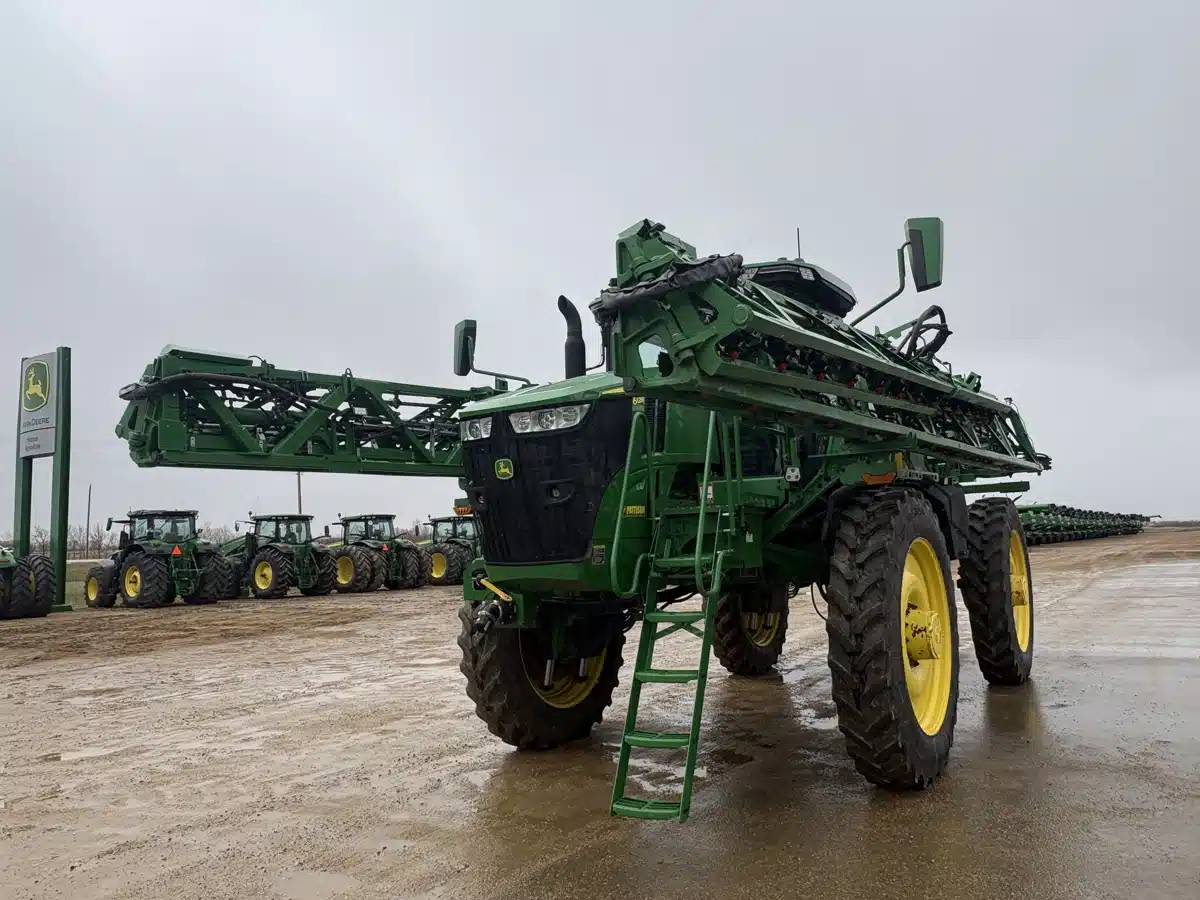 Photo de la Galerie 1 pour 2022 John Deere 612R Arroseur - Automoteur