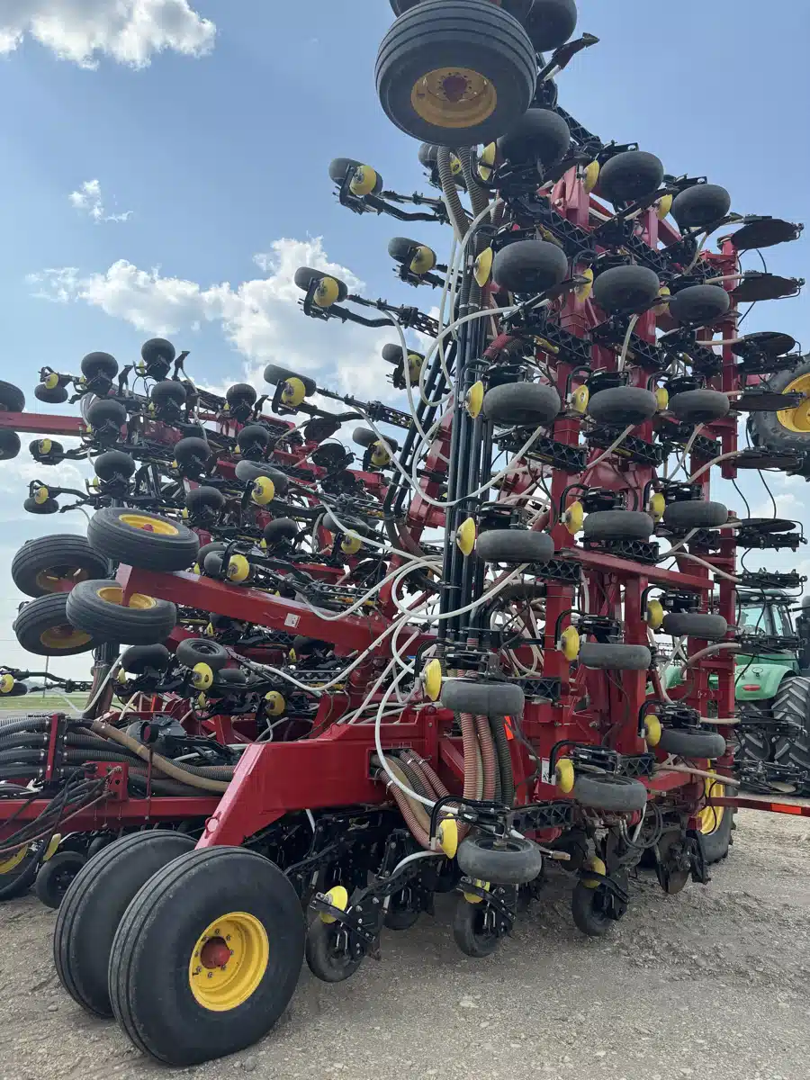 Photo de la Galerie 2 pour 2019 Bourgault 3320 XTC Semoir à air
