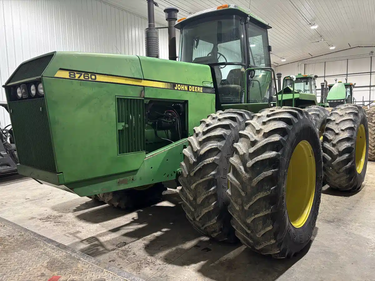 Photo de la Galerie 1 pour 1989 John Deere 8760 Tracteur