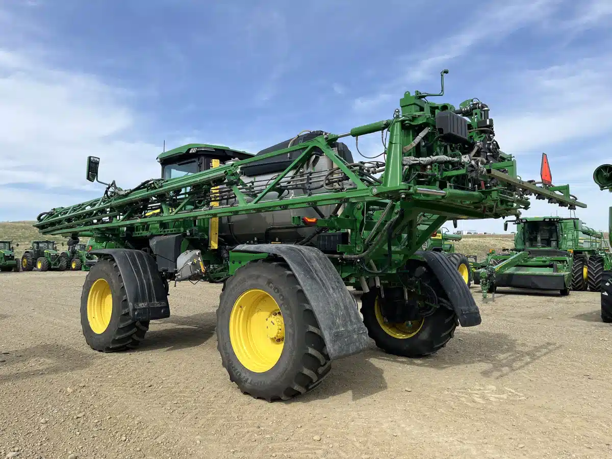 Photo de la Galerie 2 pour 2023 John Deere 412R Arroseur - Automoteur