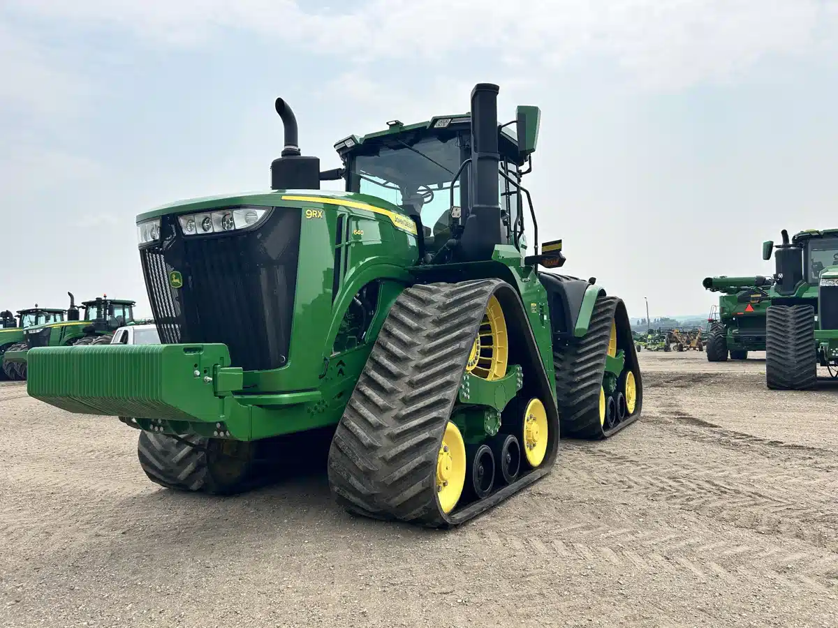 Photo de la Galerie 1 pour 2022 John Deere 9RX 640 Tracteur