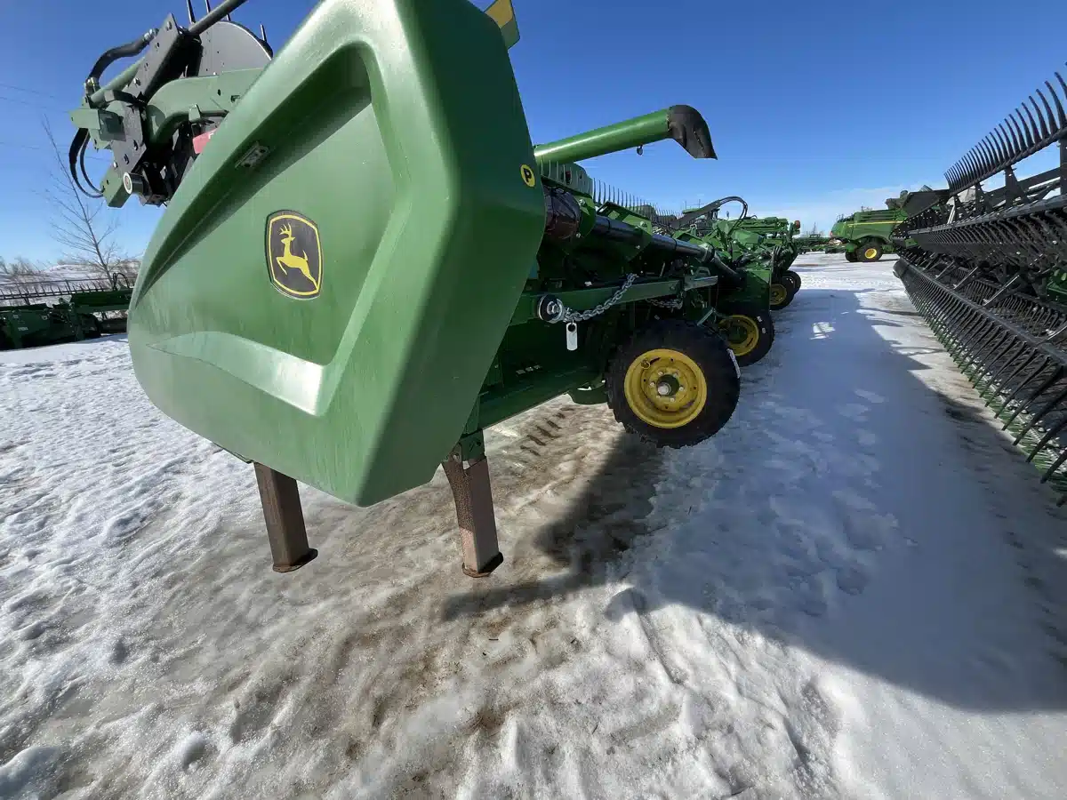 Gallery image 2 for 2025 John Deere HD45R Header - Draper