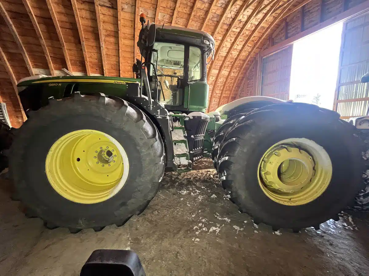 Gallery image 2 for 2012 John Deere 9510R Tractor