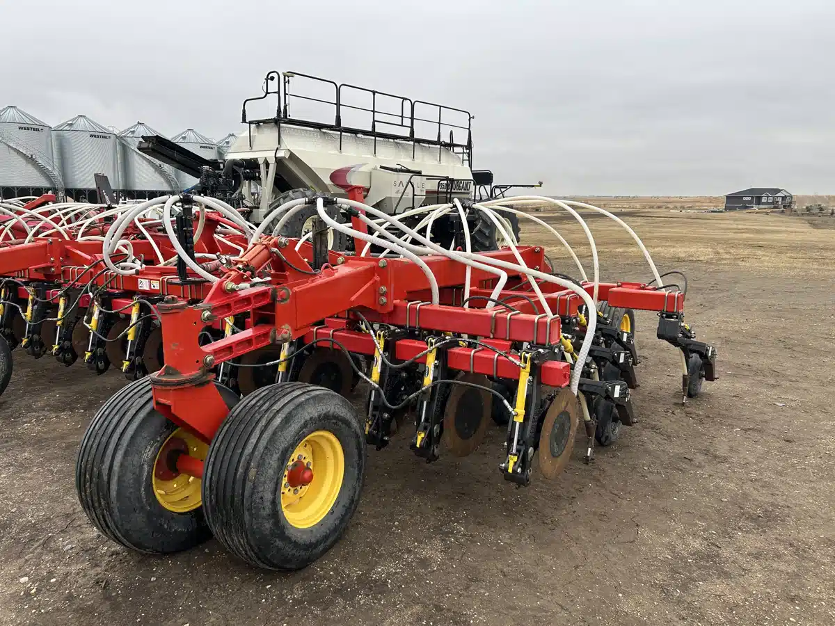 Photo de la Galerie 2 pour 2015 Bourgault 3320-SIZE-UNSPECIFIED Semoir à air