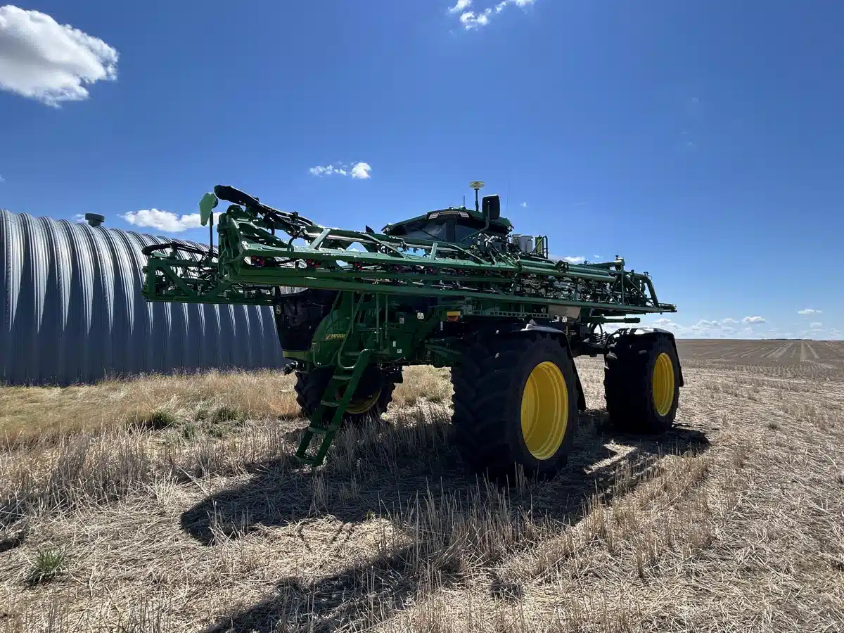 Gallery image 2 for 2026 John Deere 616R Sprayer - Self Propelled