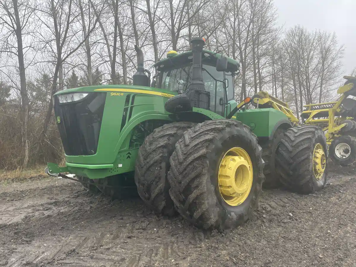 Photo de la Galerie 1 pour 2015 John Deere 9620R Tracteur