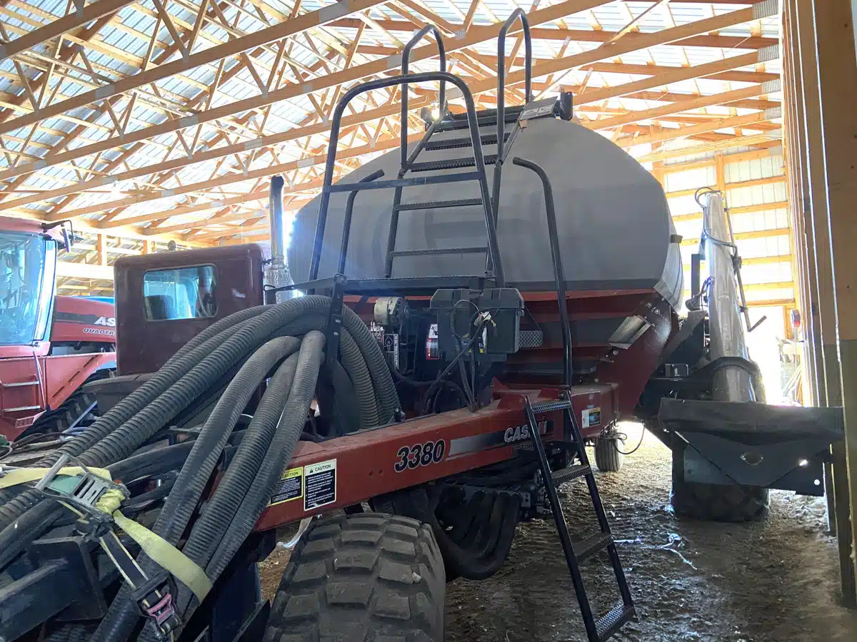 Photo de la Galerie 1 pour 2013 Case IH 3380 Remorque pneumatique