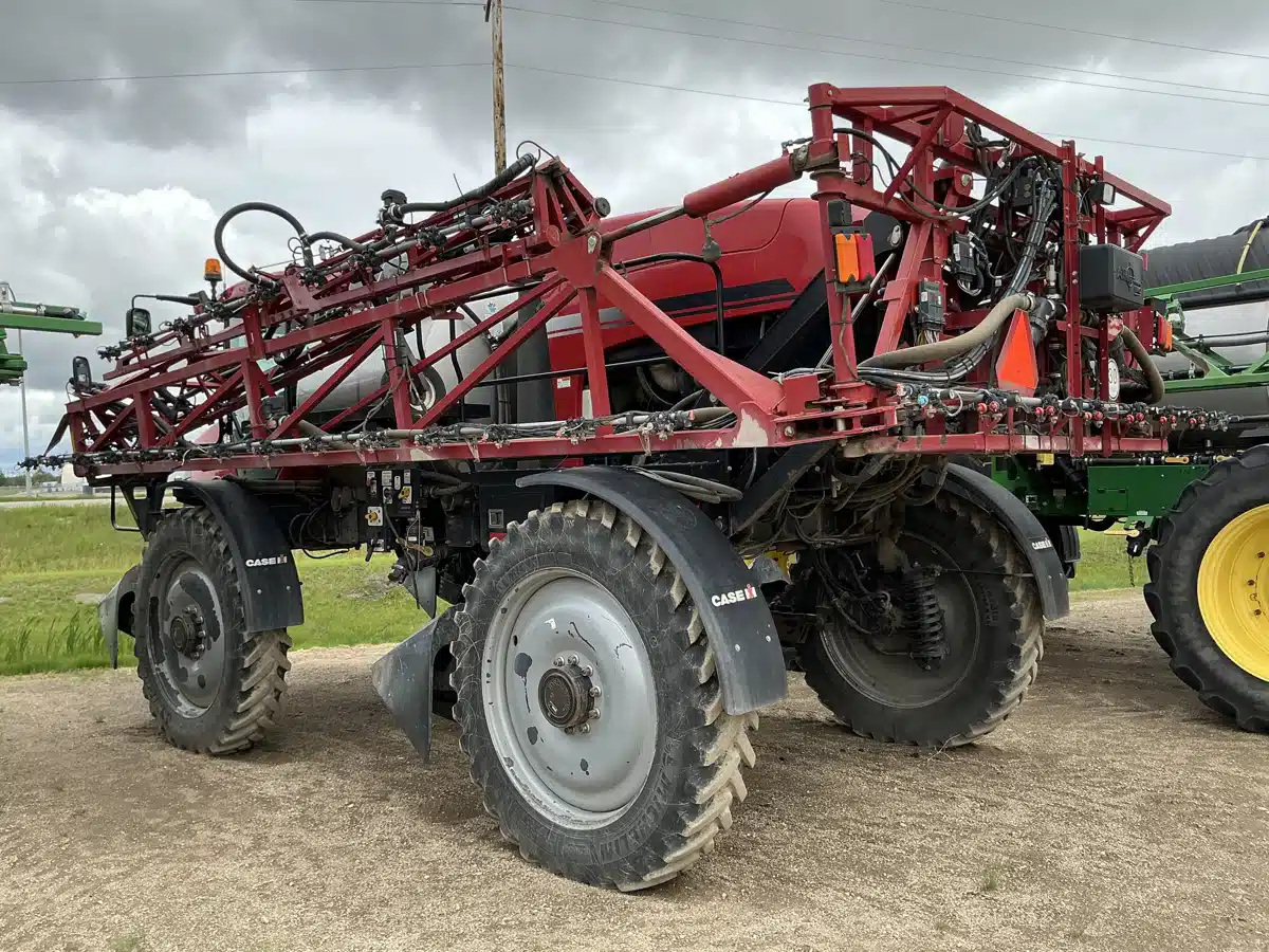 Gallery image 2 for 2015 Case IH PATRIOT 4440 Sprayer - Self Propelled