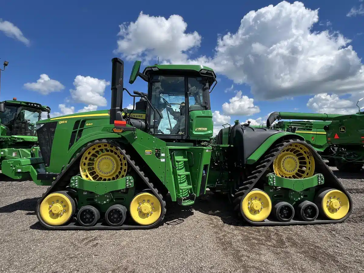 Photo de la Galerie 2 pour 2024 John Deere 9RX 640 Tracteur