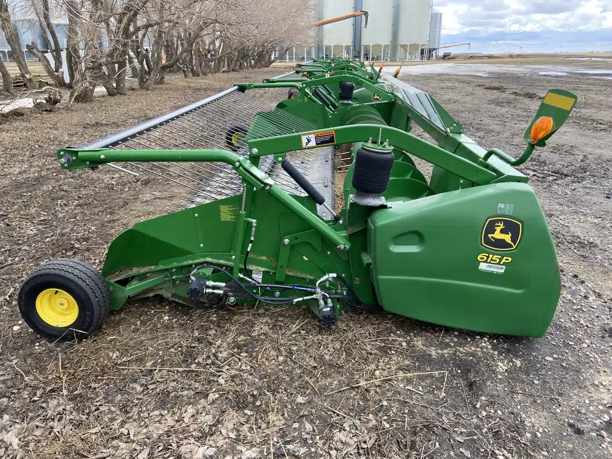 Photo de la Galerie 2 pour 2019 John Deere 615P Nez - Ramasseur
