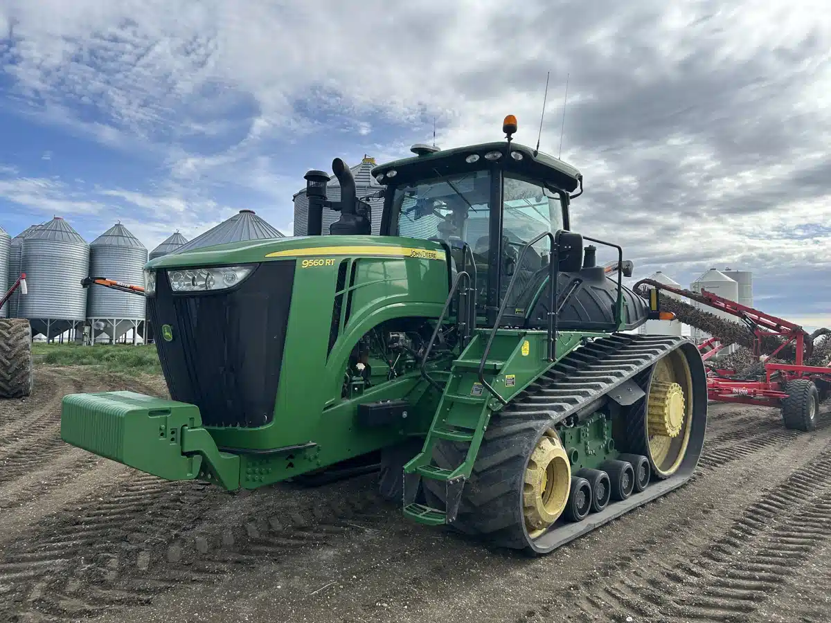 Photo de la Galerie 1 pour 2012 John Deere 9560RT Tracteur