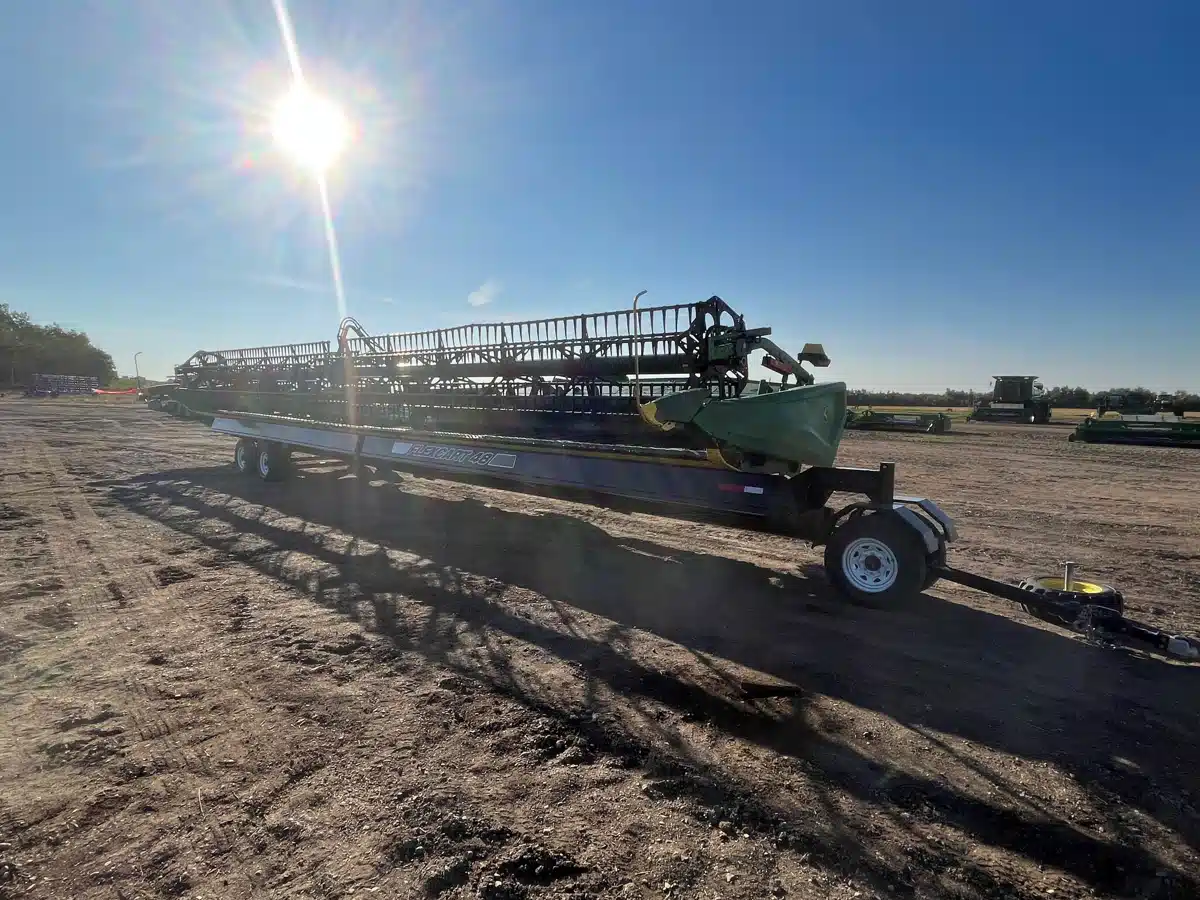 Gallery image 1 for 2021 John Deere HD50R Header - Draper