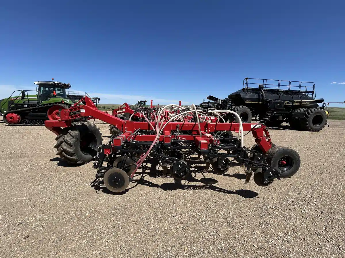 Gallery image 2 for 2025 Bourgault 3335-76PHD Signature Edition Air Drill