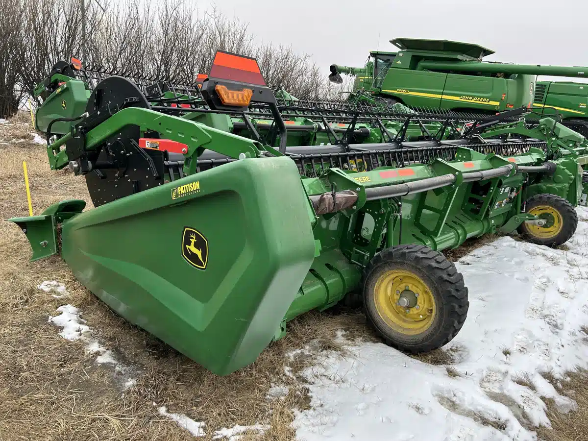 Gallery image 2 for 2023 John Deere HD50F Header - Flex Draper