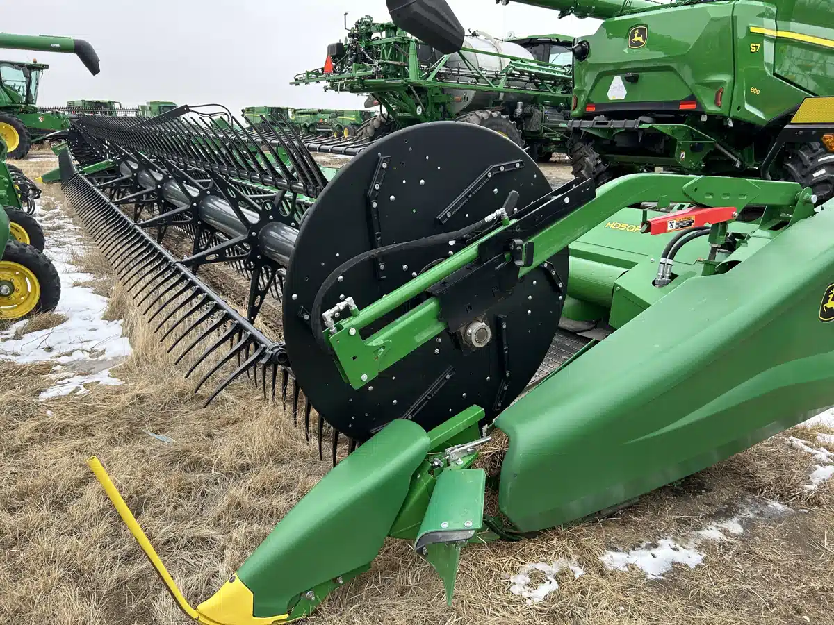 Gallery image 1 for 2023 John Deere HD50F Header - Flex Draper