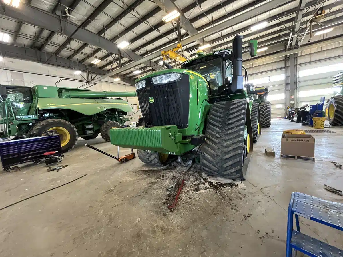 Gallery image 1 for 2023 John Deere 9RX 590 Tractor