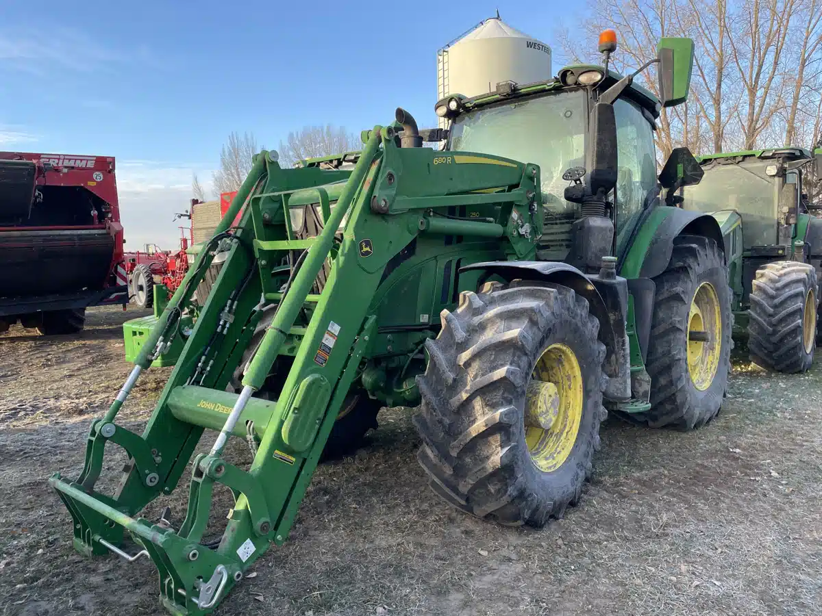 Gallery image 1 for 2023 John Deere 6R 250 Tractor