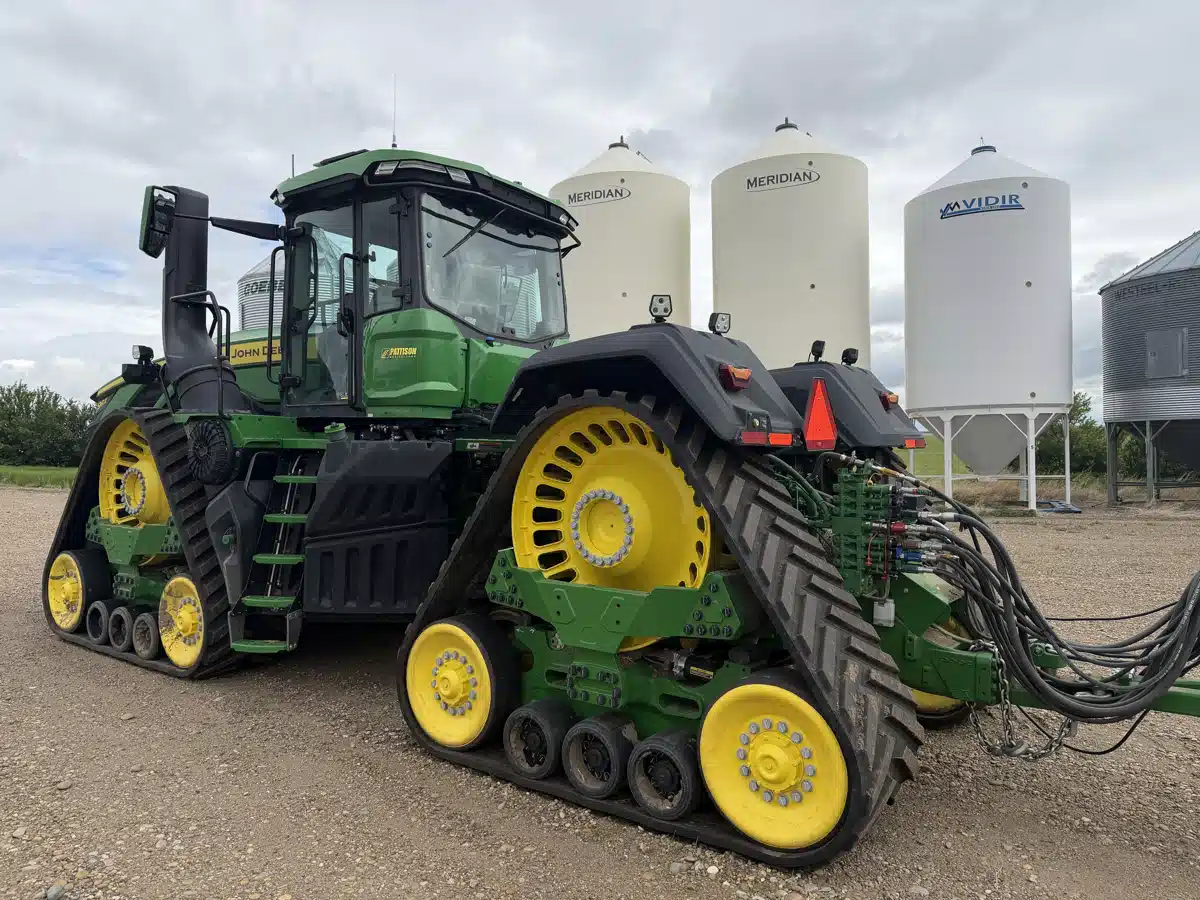 Photo de la Galerie 2 pour 2026 John Deere 9RX 710 Tracteur