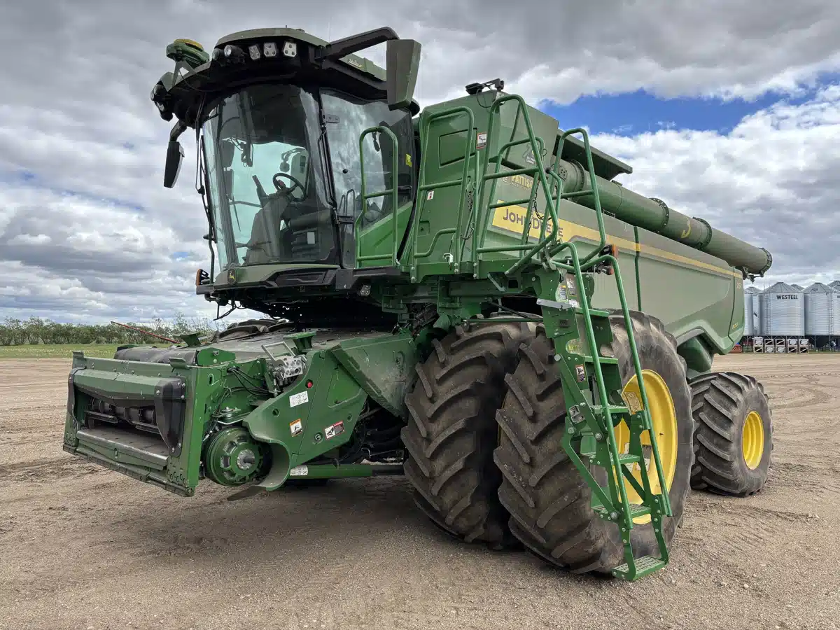 Photo de la Galerie 1 pour 2022 John Deere X9 1100 Batteuse