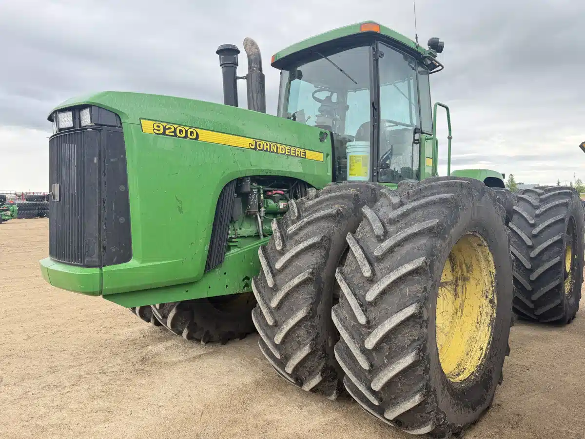 Photo de la Galerie 1 pour 1998 John Deere 9200 Tracteur
