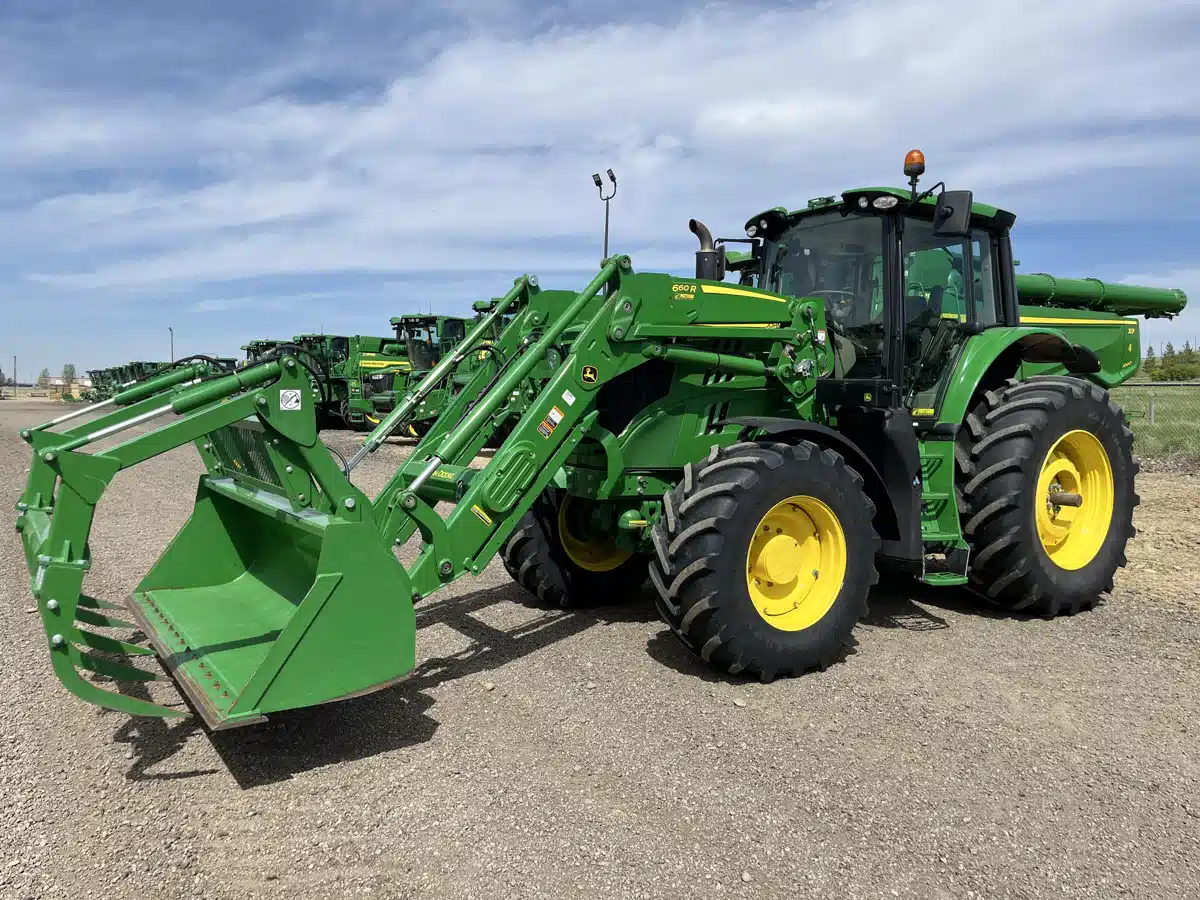 Gallery image 1 for 2024 John Deere 6195M Tractor