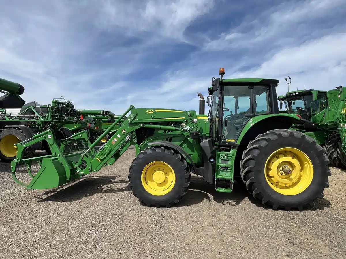 Gallery image 2 for 2024 John Deere 6195M Tractor