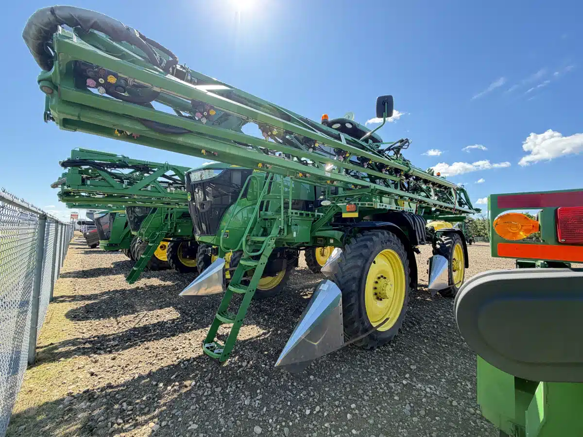 John Deere R4038 for sale in Canada & USA | AgDealer