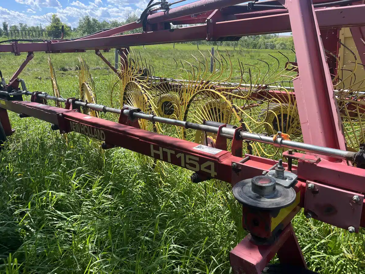 Gallery image 1 for 2010 New Holland HT154 Rake