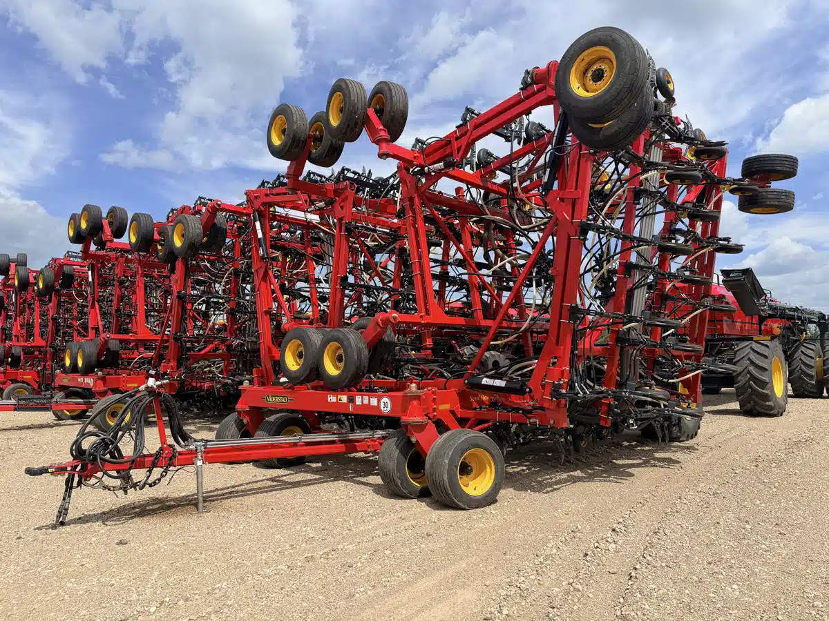Gallery image 2 for 2025 Väderstad 2025 VADERSTAD 8412/1000 Air Drill