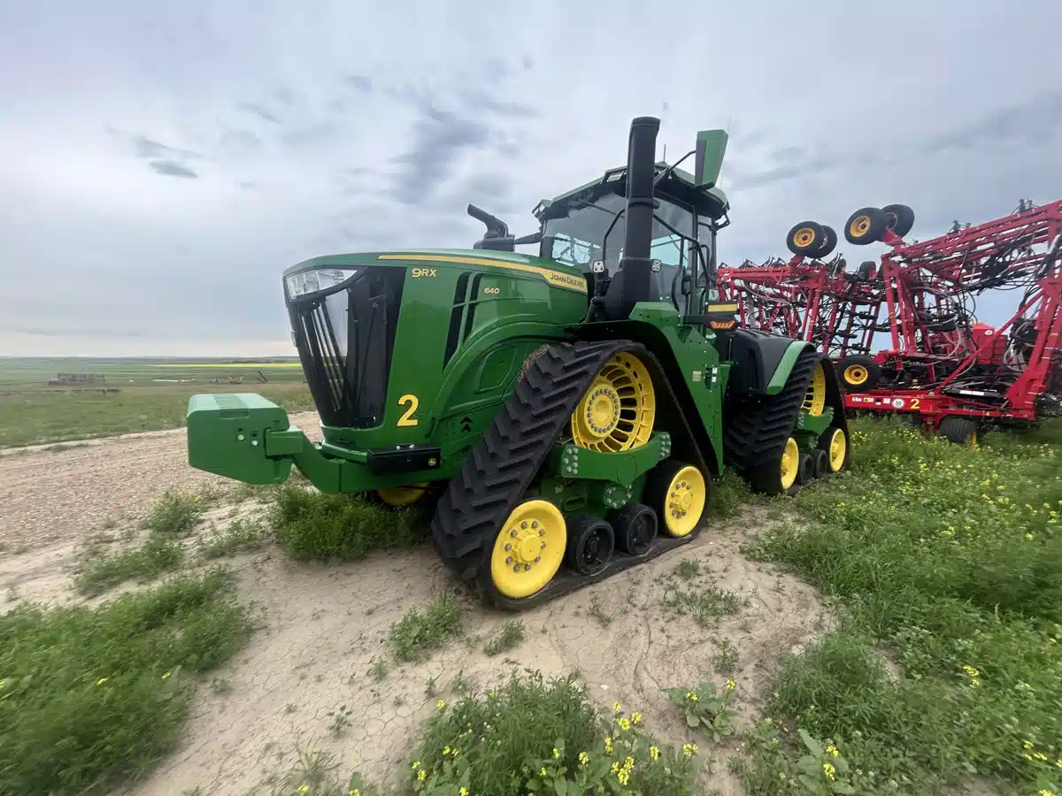 Gallery image 1 for 2026 John Deere 9RX 640 Tractor
