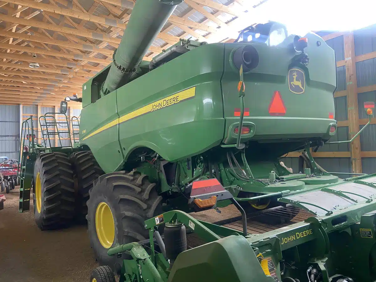 Photo de la Galerie 2 pour 2018 John Deere S780 Batteuse