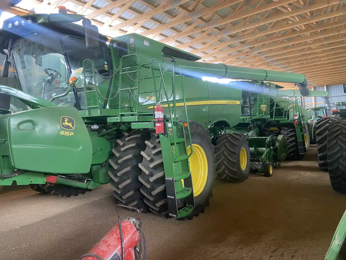 Photo de la Galerie 1 pour 2018 John Deere S780 Batteuse