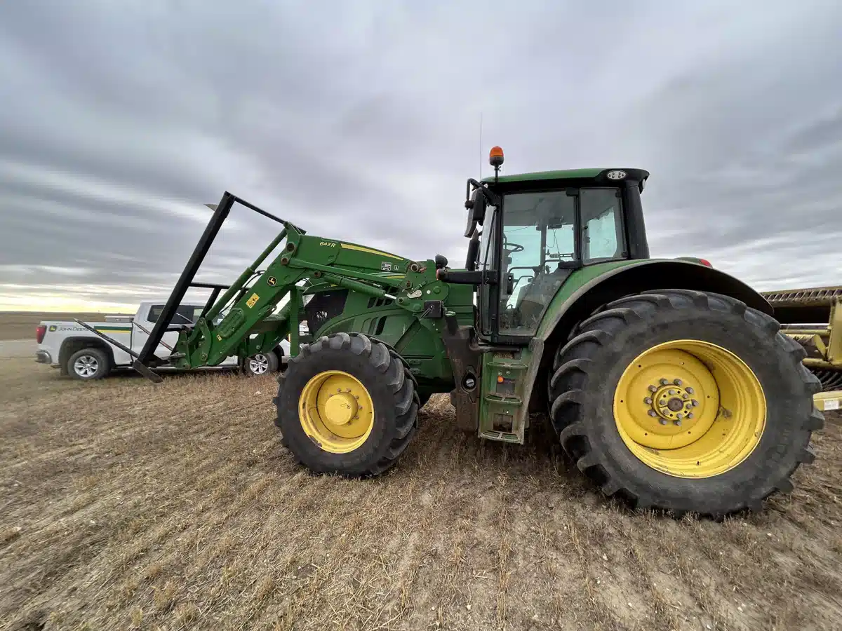 Gallery image 2 for 2022 John Deere 6155M Tractor