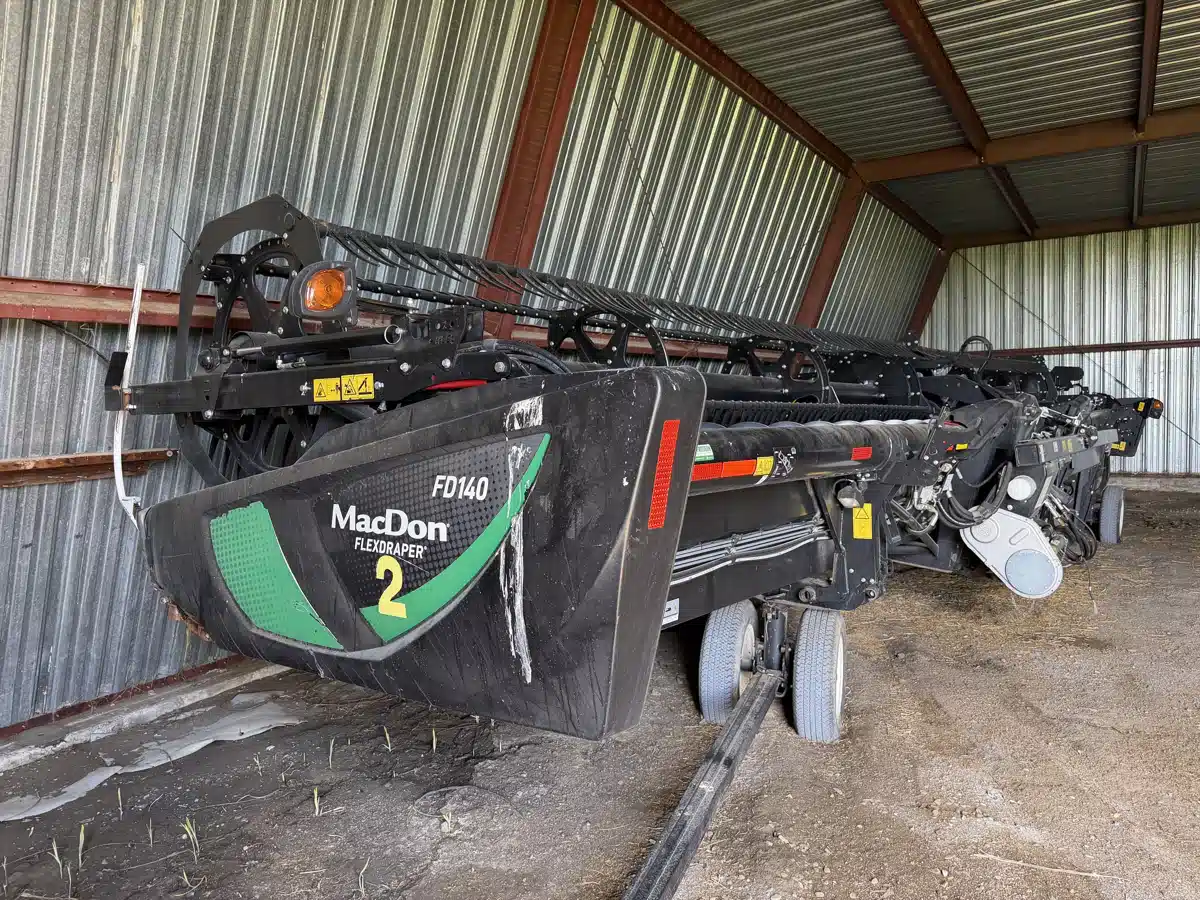 Photo de la Galerie 1 pour 2020 MacDon FD140