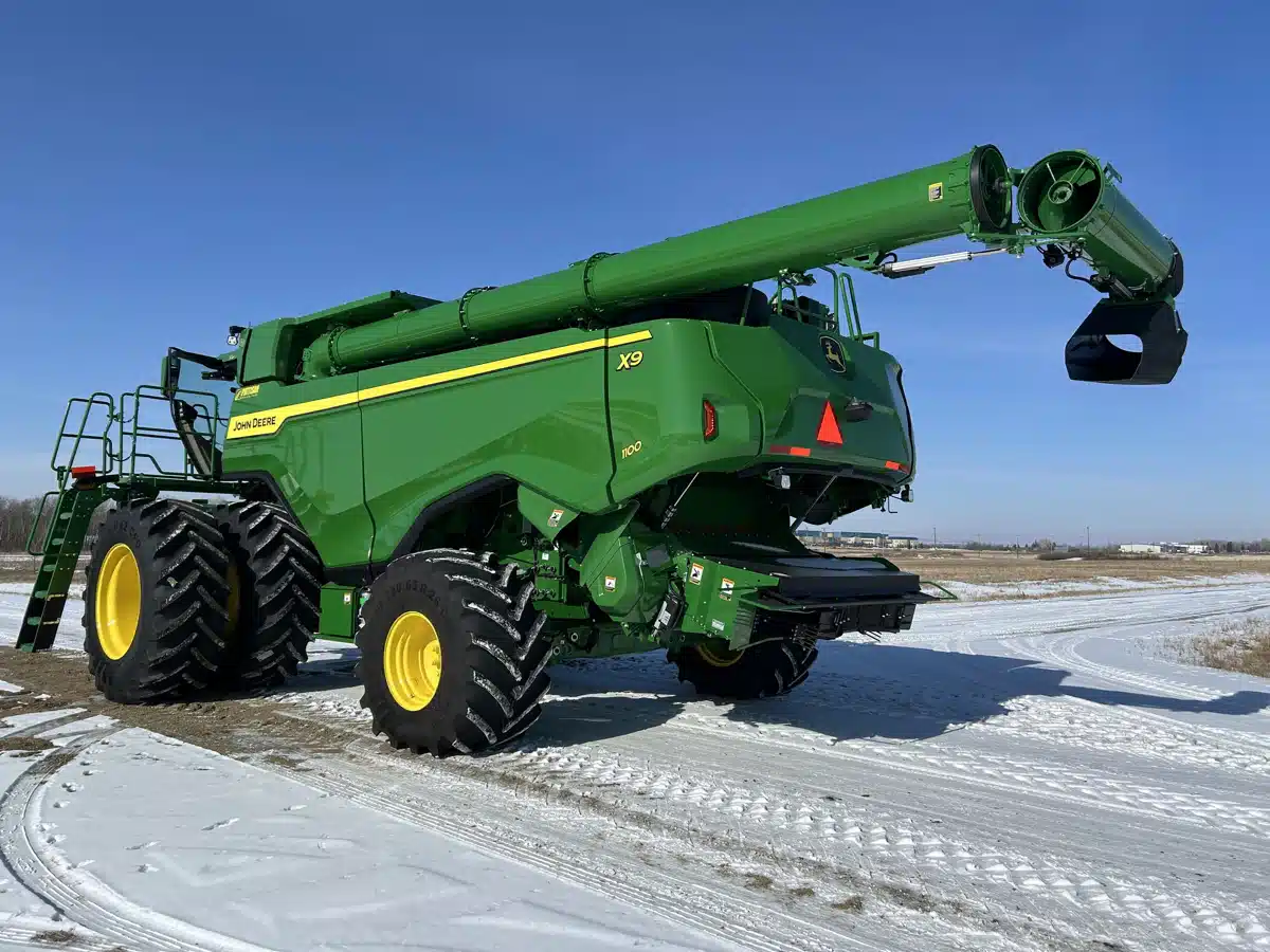 Gallery image 2 for 2026 John Deere X9 1100 Combine