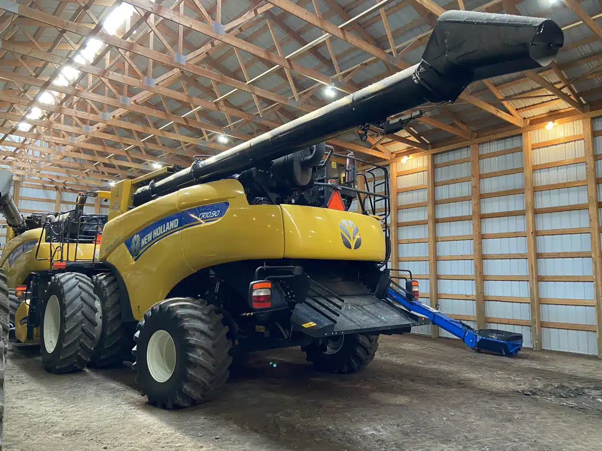 Gallery image 2 for 2019 New Holland CR10.90 Combine