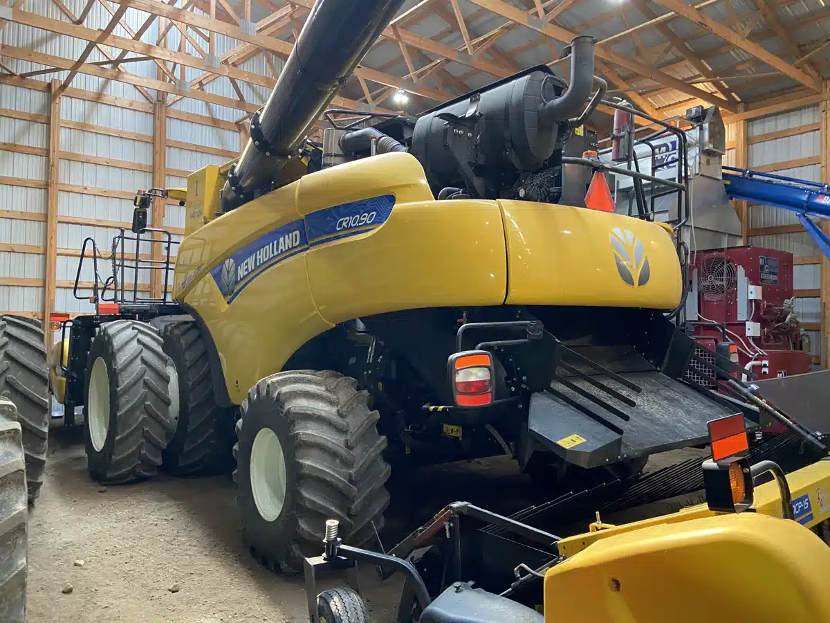 Gallery image 2 for 2019 New Holland CR10.90 Combine