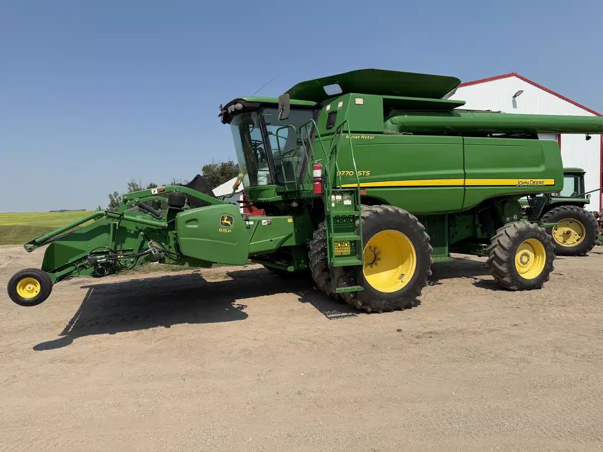 Gallery image 1 for 2009 John Deere 9770 STS Combine