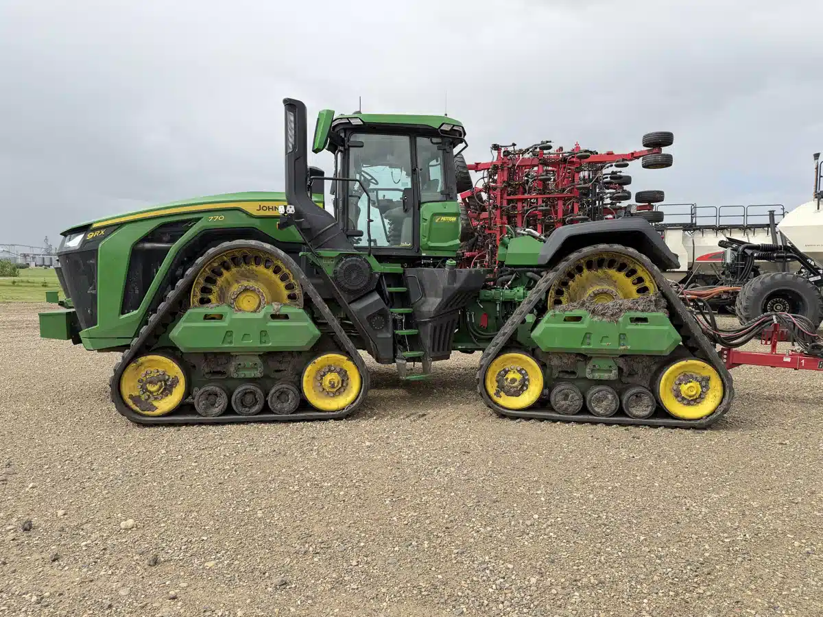 Photo de la Galerie 2 pour 2026 John Deere 9RX 770 Tracteur