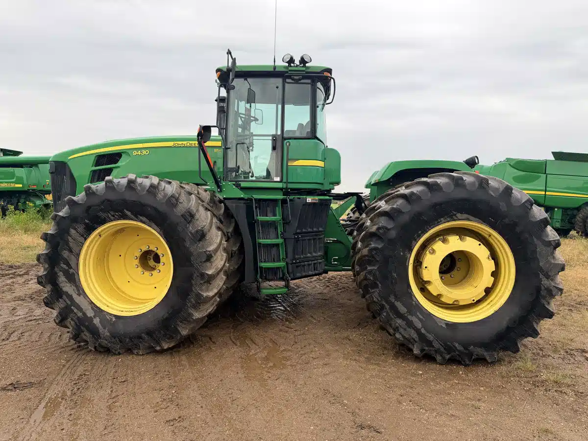 Gallery image 2 for 2008 John Deere 9430 Tractor